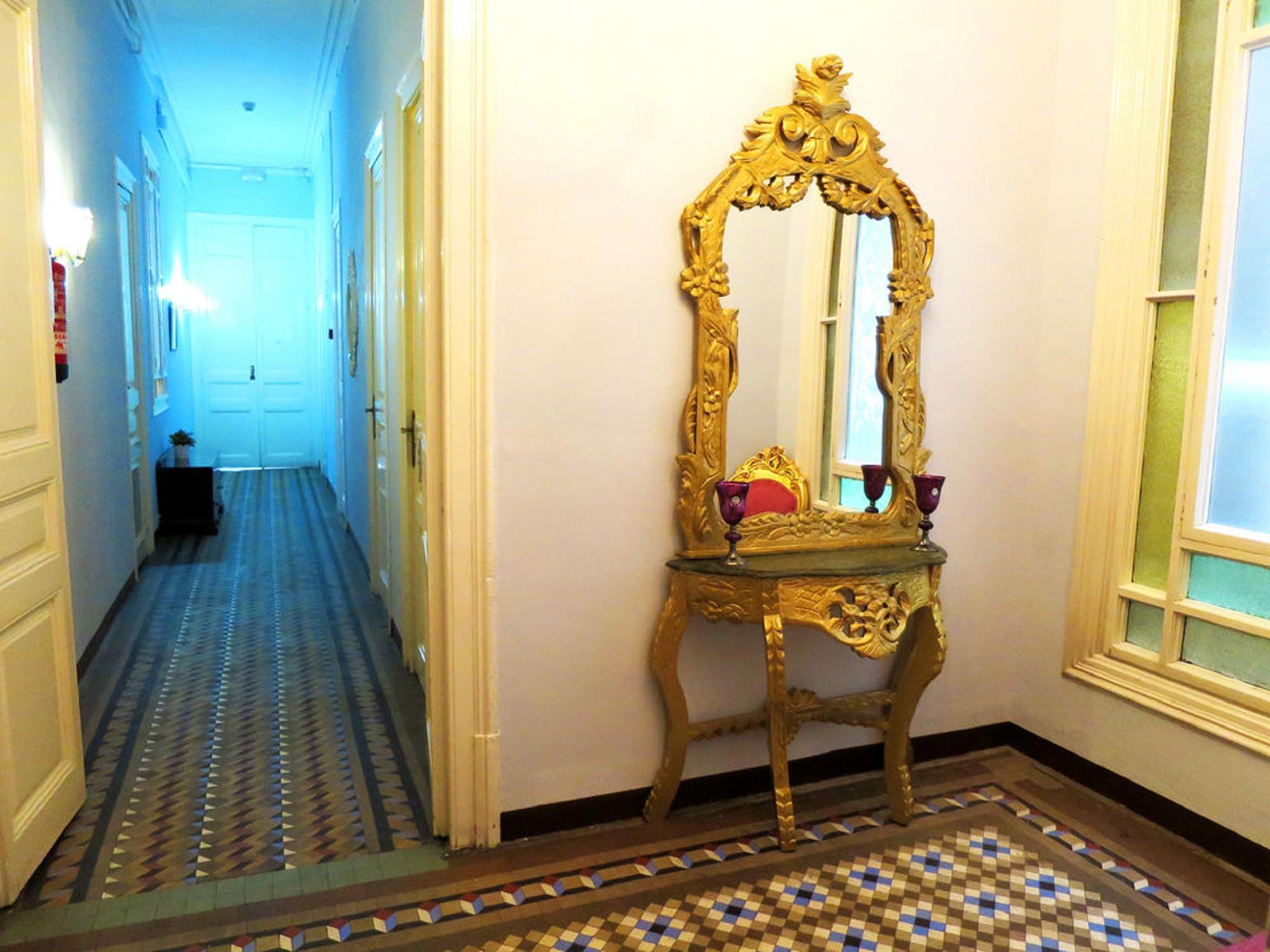 Hostal Balmes Centro Barcelona Exterior photo