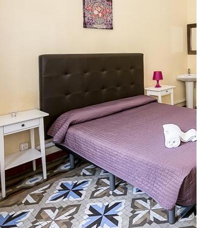 Hostal Balmes Centro Barcelona Exterior photo
